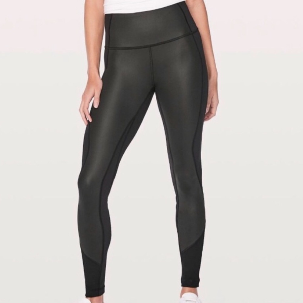 New Lululemon 8 Black Silky Sheen Tights Leggings